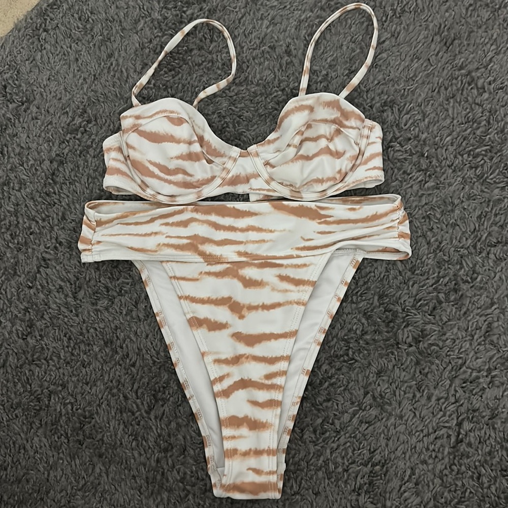 Forever 21 Bikini Set Highwaisted